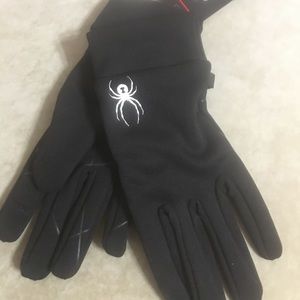 New Spyder gloves